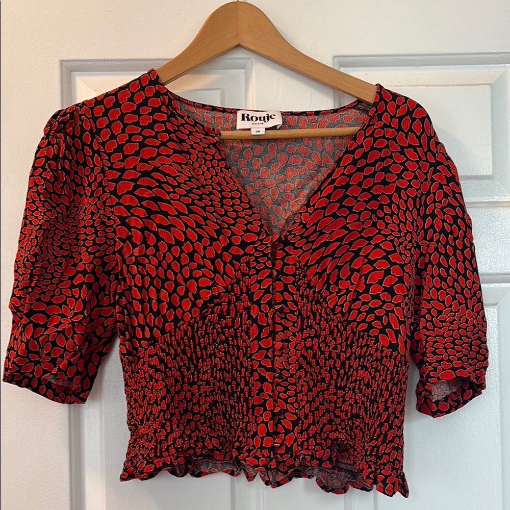 Rouje Red lips and Black Puff Sleeve Cropped Norman Blouse